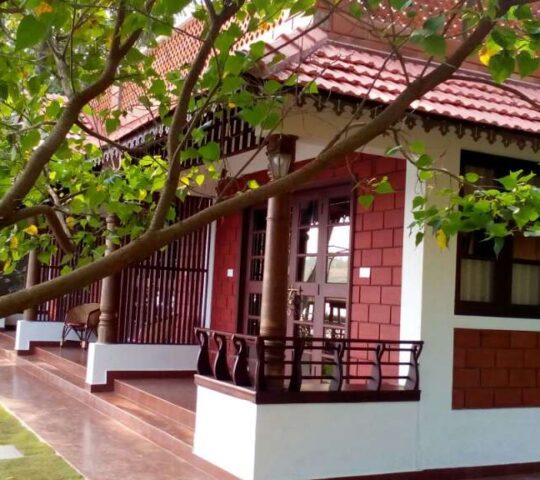Kayalpura Homestay in Kureepuzha, Kollam