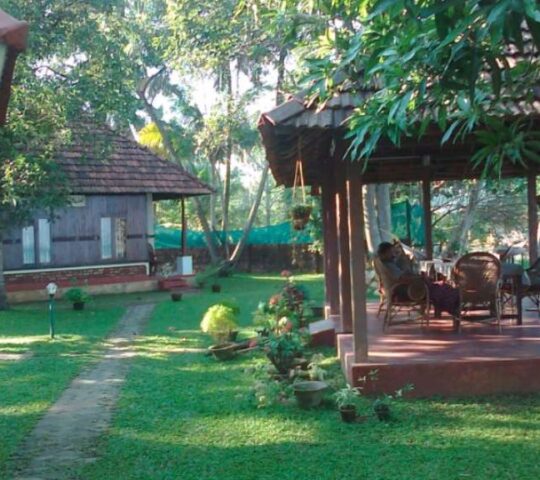 Love Dale Lakeside Homestay in Varanam, Alappuzha